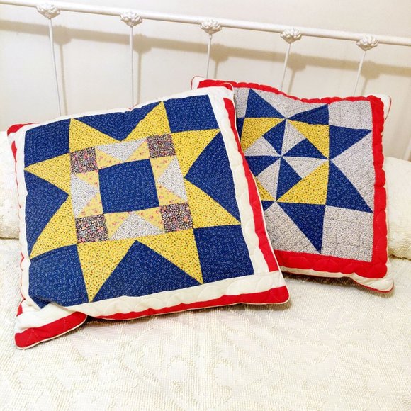 Vintage Quilt Block Pillows PAIR 2 in Primary Blue Yellow Red Stars Calico Flora - Picture 1 of 9